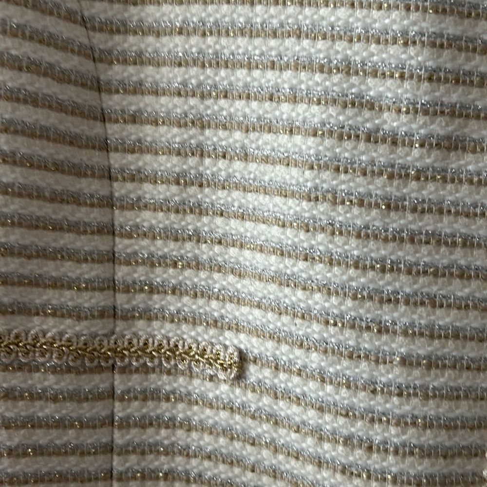 Tahari Arthur S. Levine size 8 Elegant White Striped Women's Coat - Picture 3 of 8